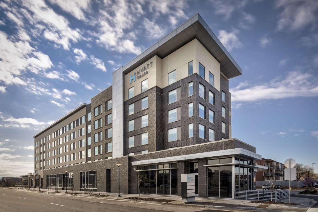 Hyatt House Denver Aurora image