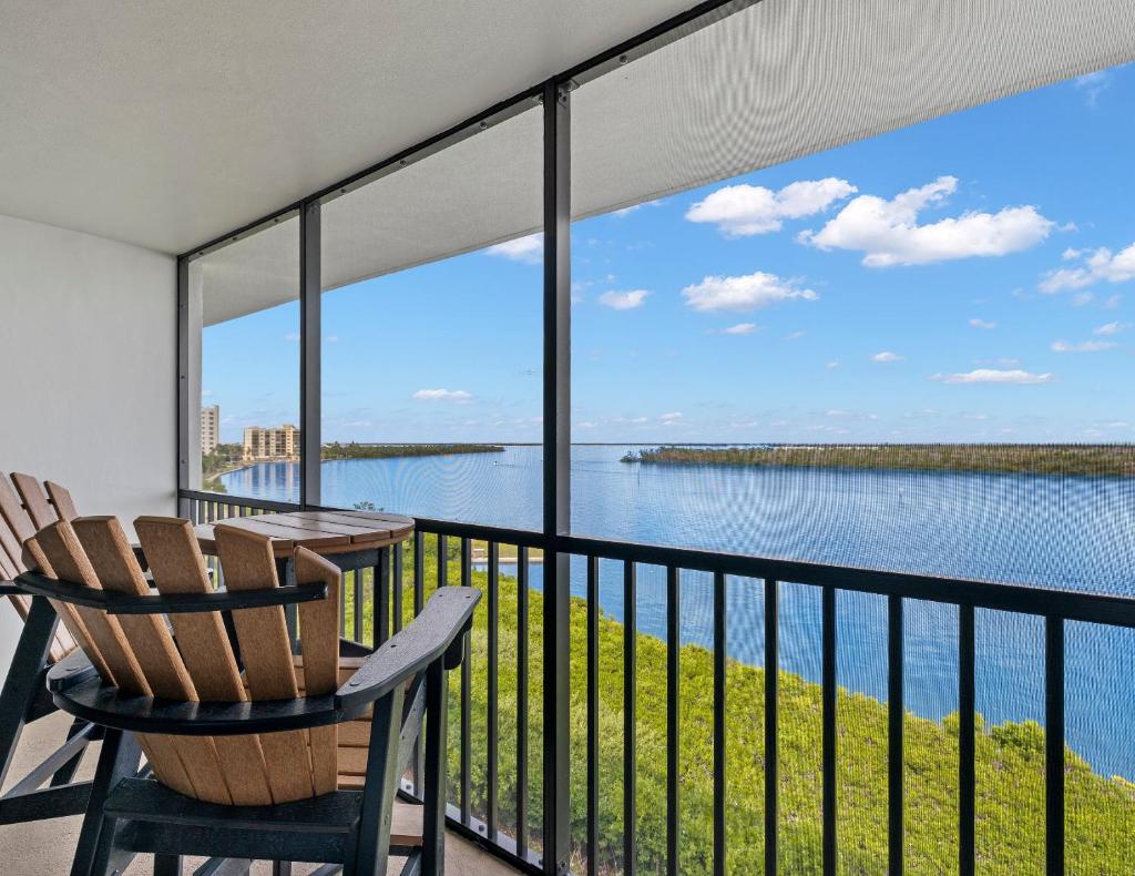 Palms Of Bay Beach 4f