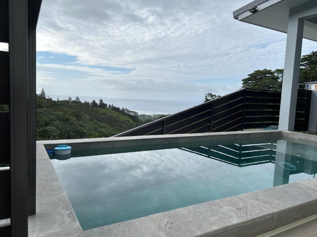 Cozy hills studio photo 4