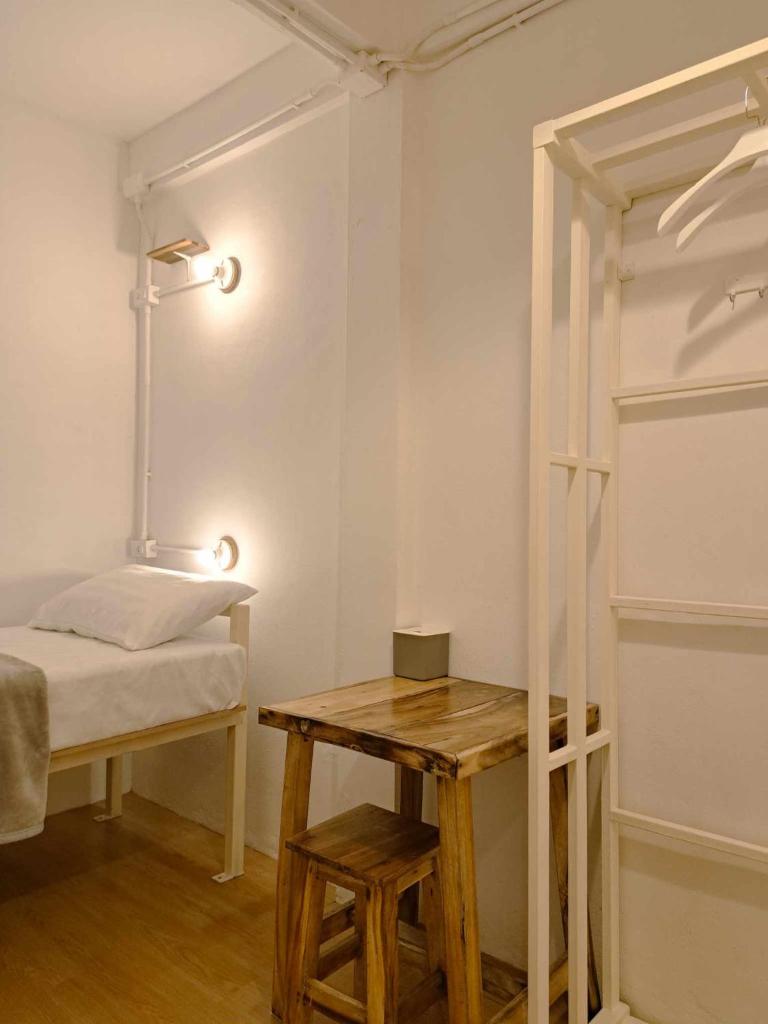8 SLEEPER STREET Hostel photo 1