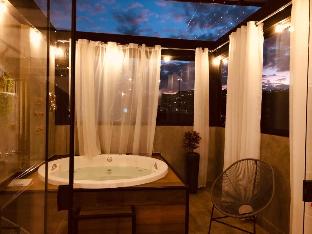 Uai House com jacuzzi (Espaço romântico) photo 2