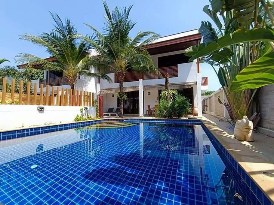 Villa Khun Sam at VIP Chain Resort