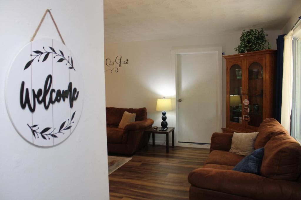 Luxury Home near Notre Dame with Arcade Room photo 4