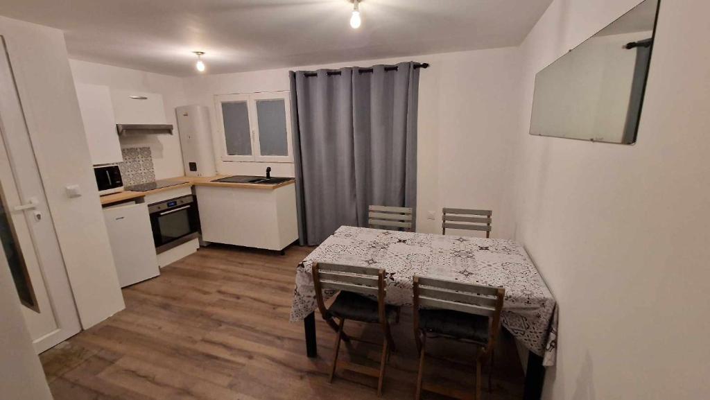 Appartement Renard quartier marais, terrasse en rez de jardin photo 3