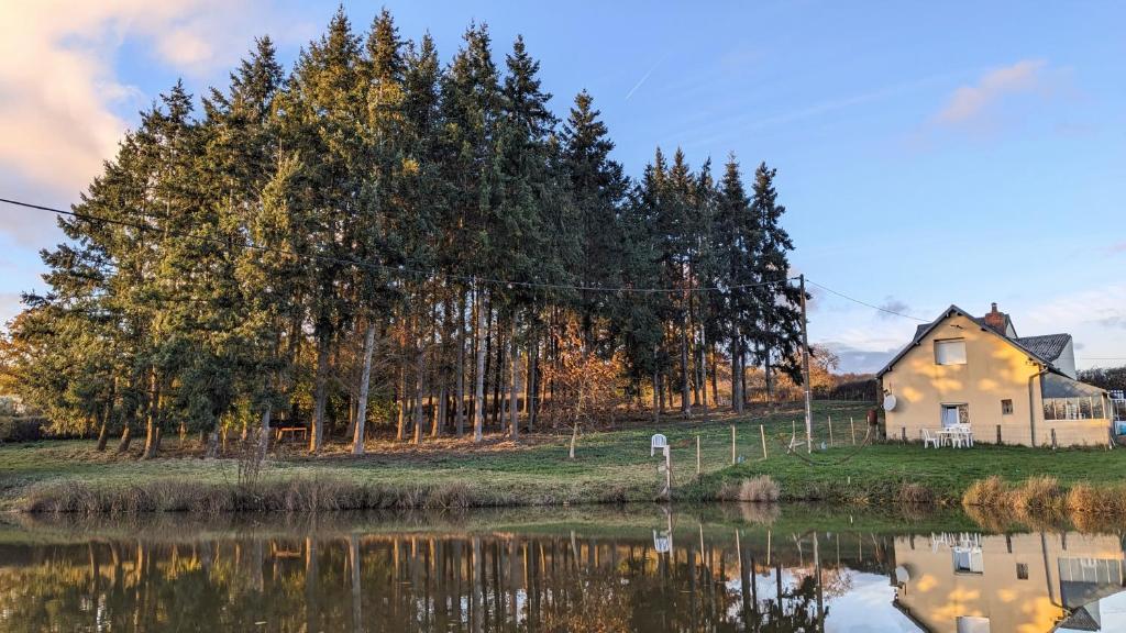 Gîte l'étang des Soays, étang de pêche privé photo 3