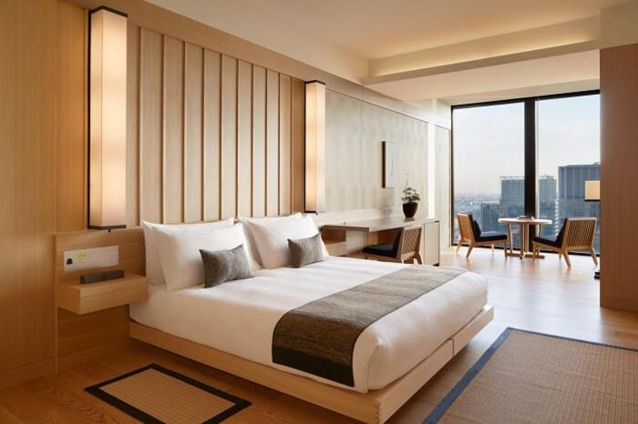Booking Hotel photo 1