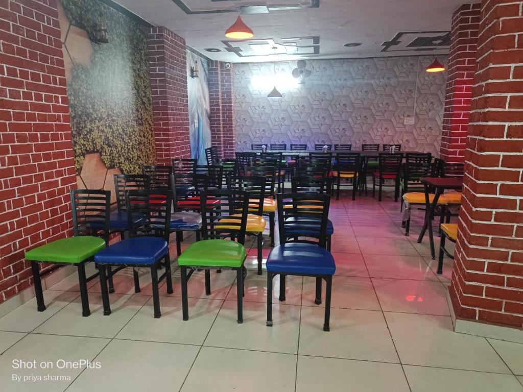 BS RESTAURANT & ROOMS -- Phagwara-Chandigarh ByPass -- Special for Family, Couples, Solo Travelers, Corporate photo 4
