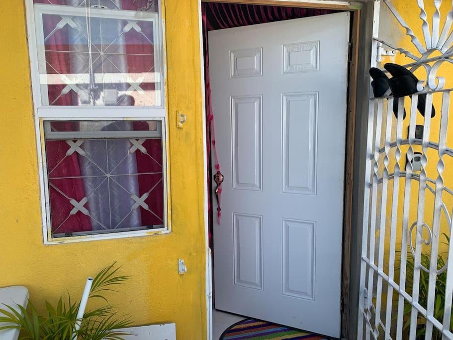 Home In Gated Community 24Hr Security And Wifi photo 3