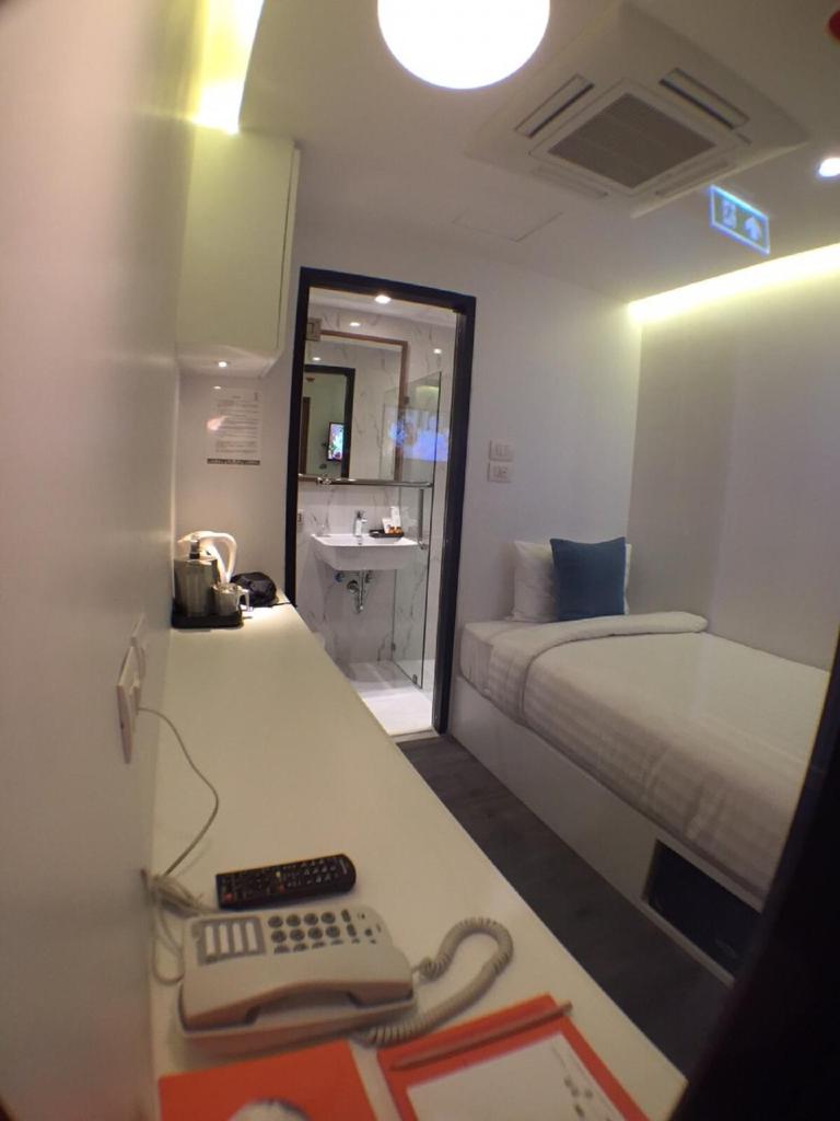 Одноместный (Номер-капсула S), Отель S Box Sukhumvit