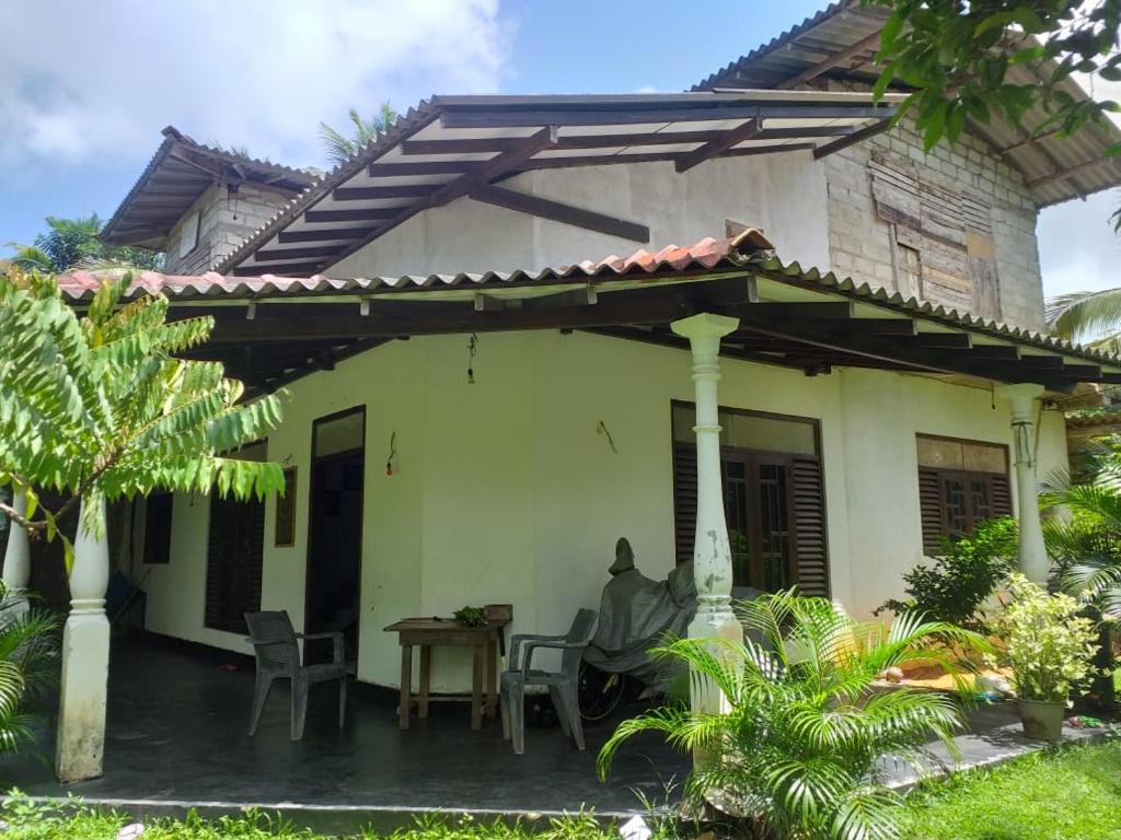 Non-Disturb, Neighbour's Separated, Calm Cool Place From Ahangama Near Paddy Field