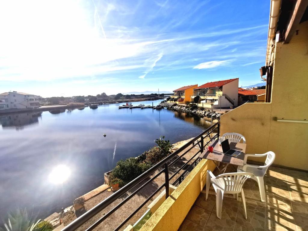 Appartement coup de coeur les pieds dans l'eau photo 4