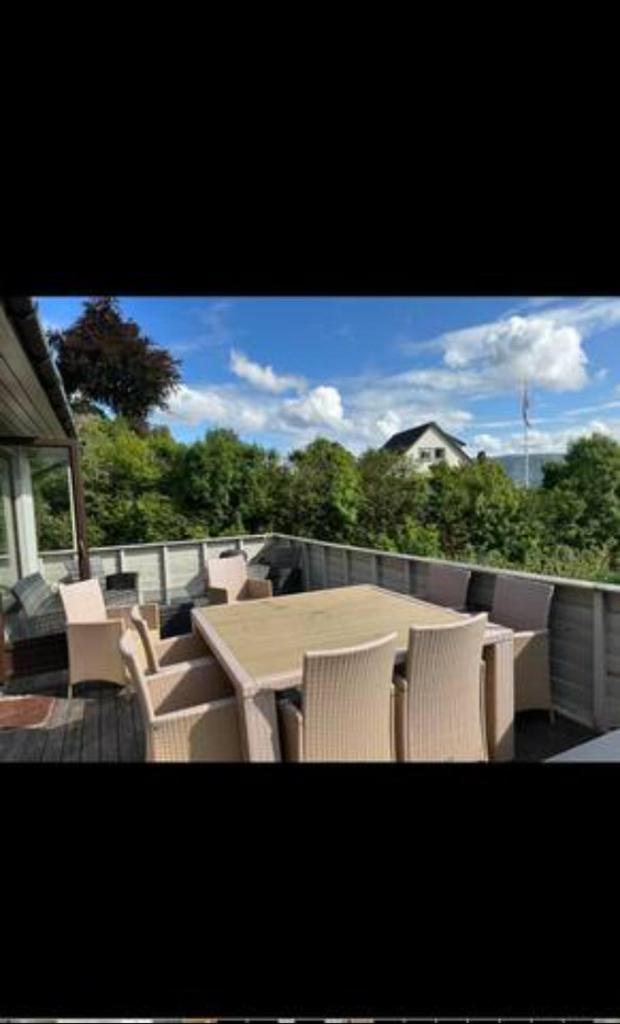 Florvåg -flott utsikt mot byen photo 3