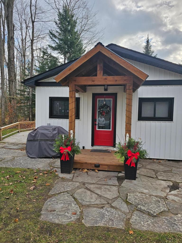 Bearfoot Bungalow photo 1