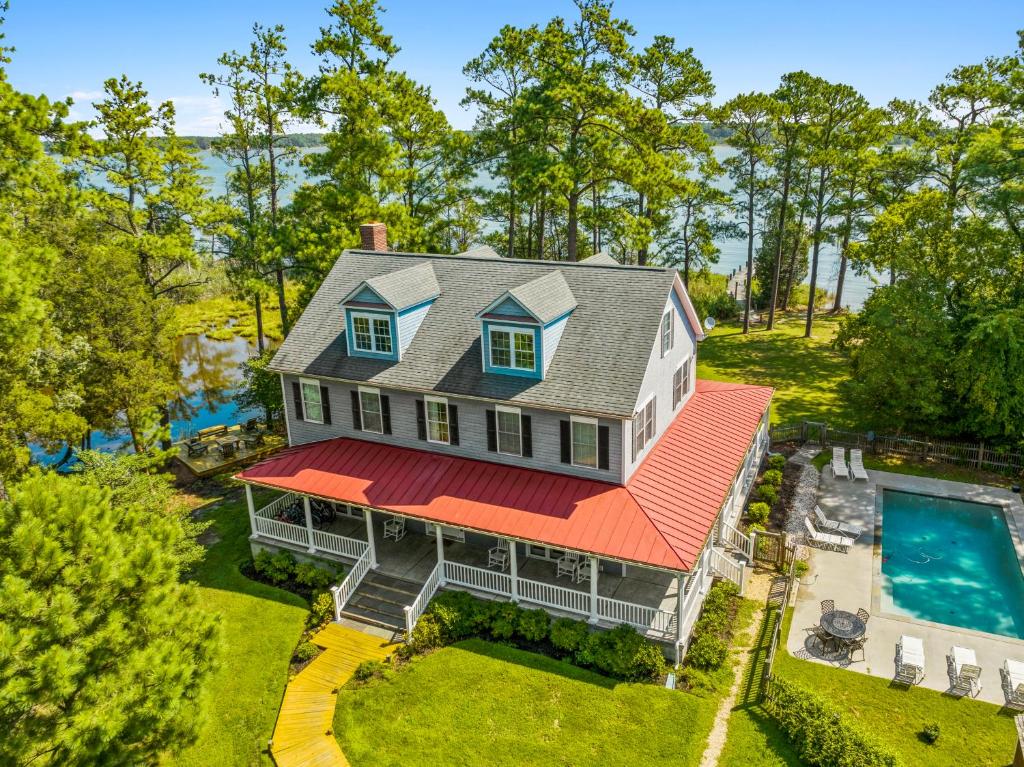 Saddle Beach Waterfront on the Chesapeake image