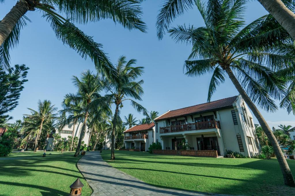 Palm Garden Beach Resort & Spa 