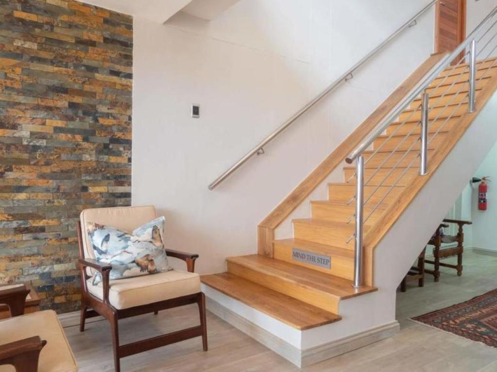 Hamilton House photo 2