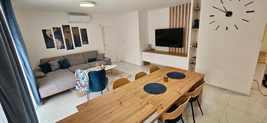 Superior Apartment Lisinski - FREE private parking - 2 & 3 Bedroom - Tap to explore photos
