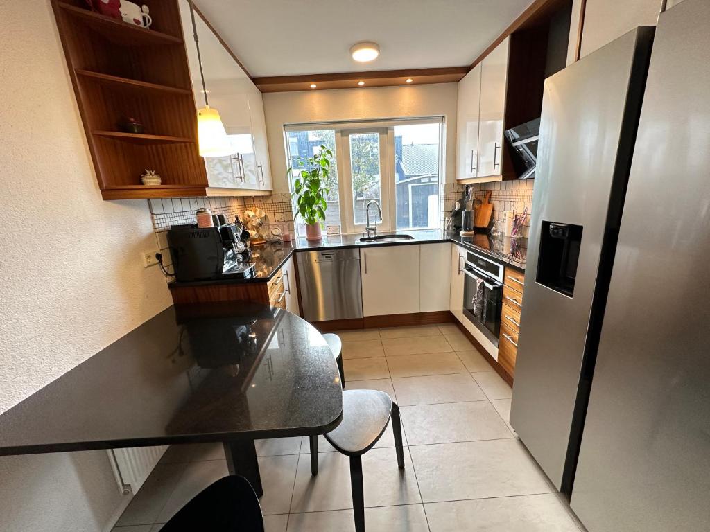 Spacious and Family Friendly 4brd house in Hafnarfjörður photo 1