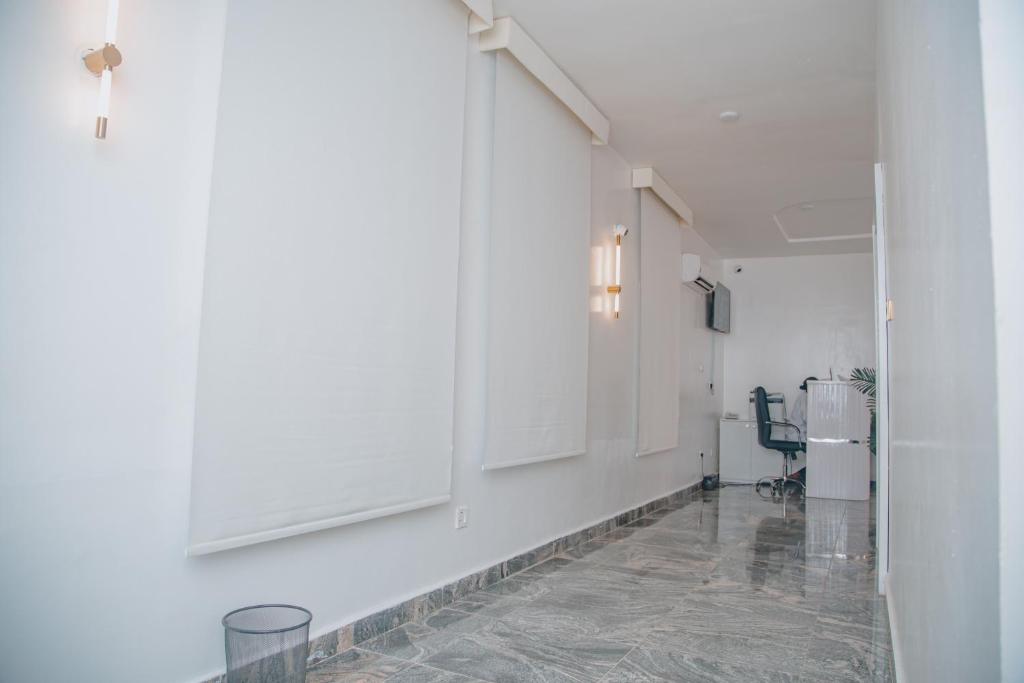 Sakasa hotel and suites photo 2