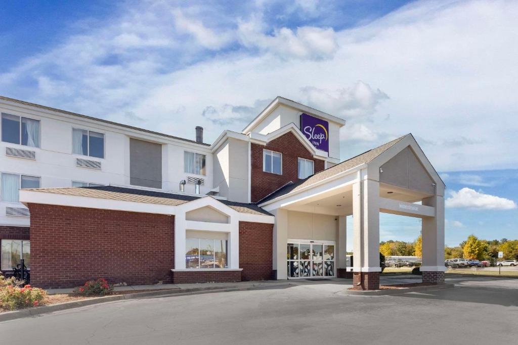 Sleep Inn Sumter photo 1