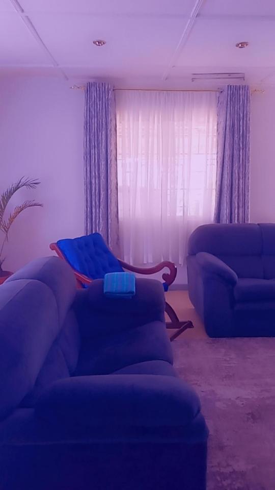 A three bedrooms house,two baths,kitchen,living room and dining area in kitale,milimani Estate. photo 2