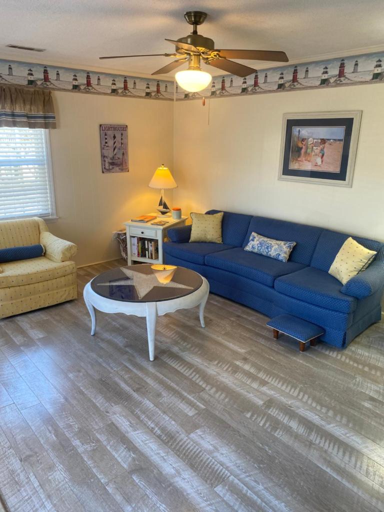 Beach Breeze 1, short walk to Atlantic Ocean, pet friendly, very quiet & family friendly photo 4