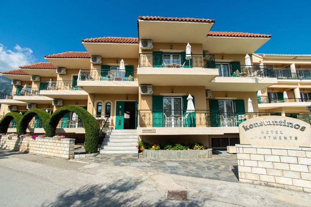 Konstantinos Hotel & Apartments 2 photo 1