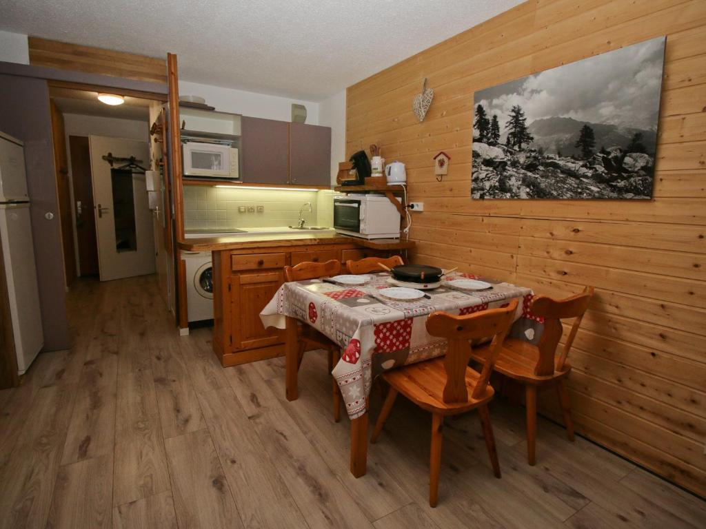 Appartement Saint-François-Longchamp, 2 pièces, 6 personnes - FR-1-635-70 photo 1