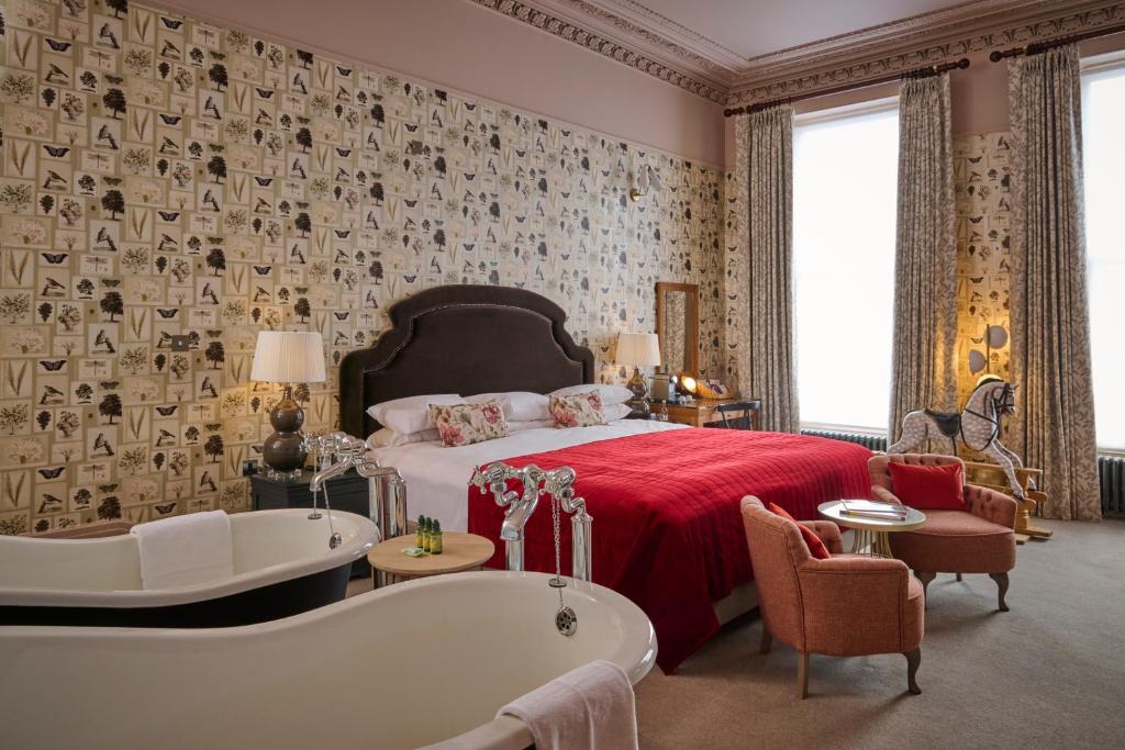 Hotel du Vin & Bistro Cheltenham - Tap to explore photos