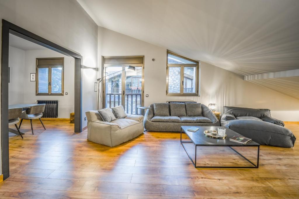KOKONO Vacation Rental Apartment El Tarter, Andorra photo 4