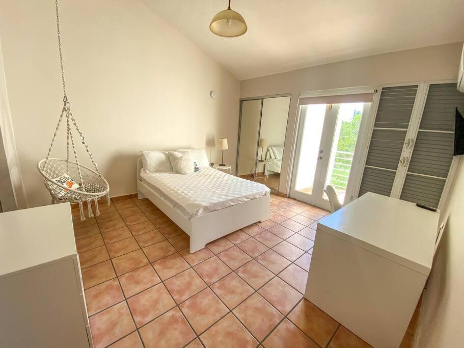 4BR -Villa Real -Spacious & Bright Family Friendly photo 2