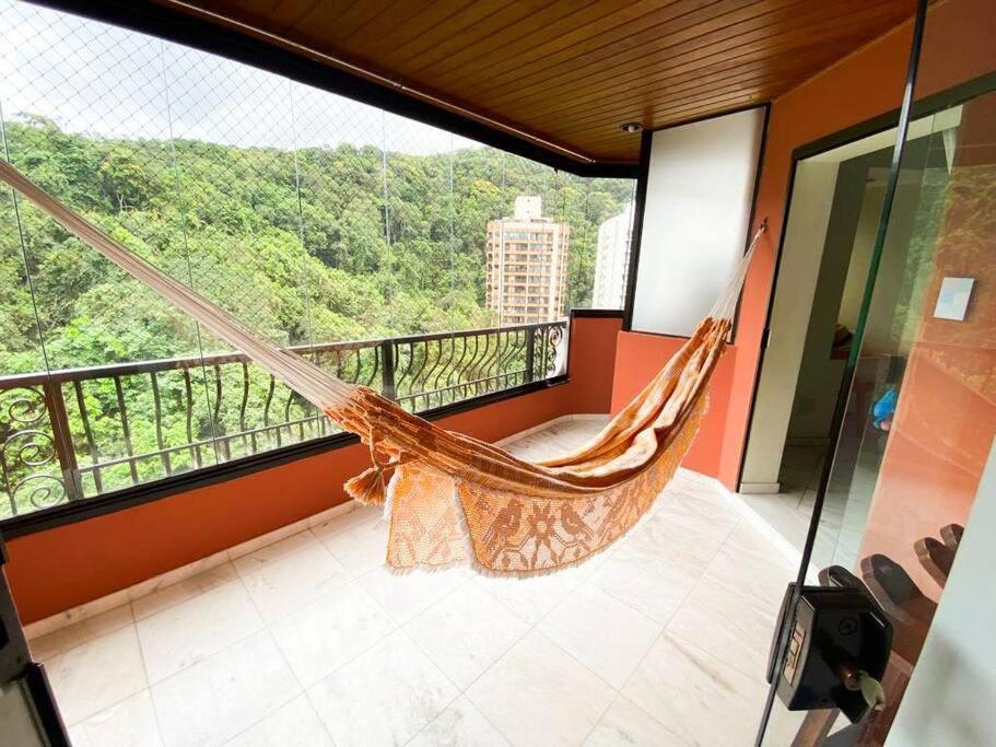 Guarujá - Apt grande próx a praia photo 1