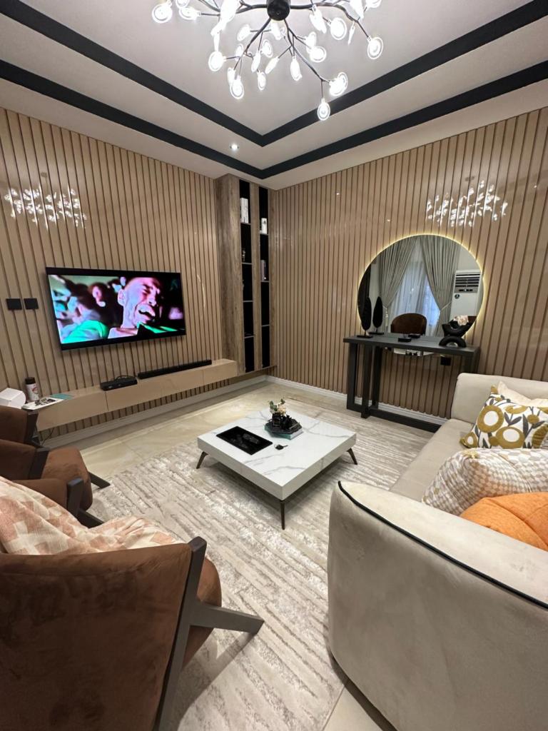 2 Bedroom with Private Cinema - Lekki Phase 1