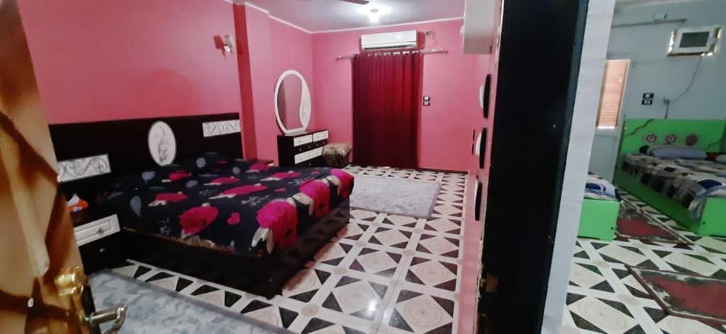 KAREM HOUSE photo 3