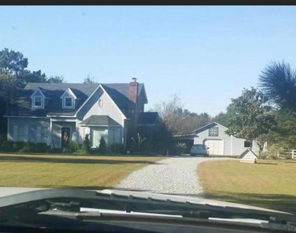 Rose Ellen’s Country Estate image