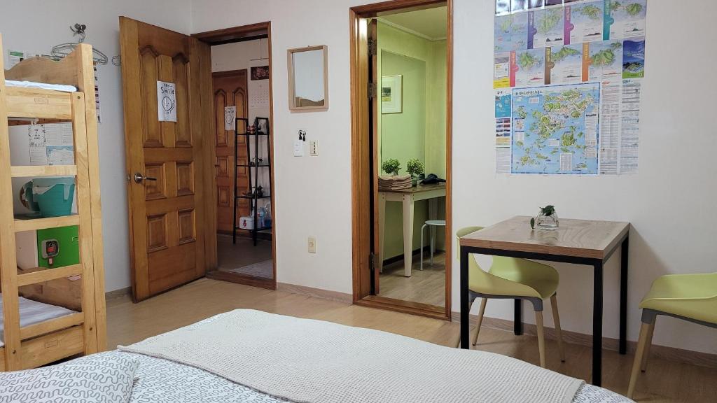Tongyeong Episode Guesthouse photo 4