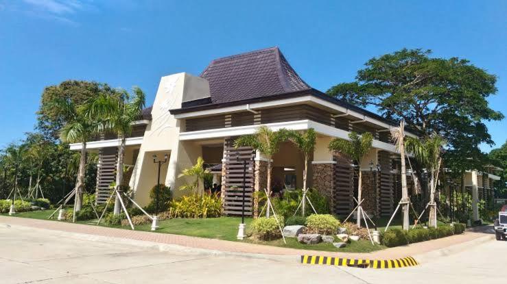 Hanalei homes robinsons home laoag city ilocos norte photo 3