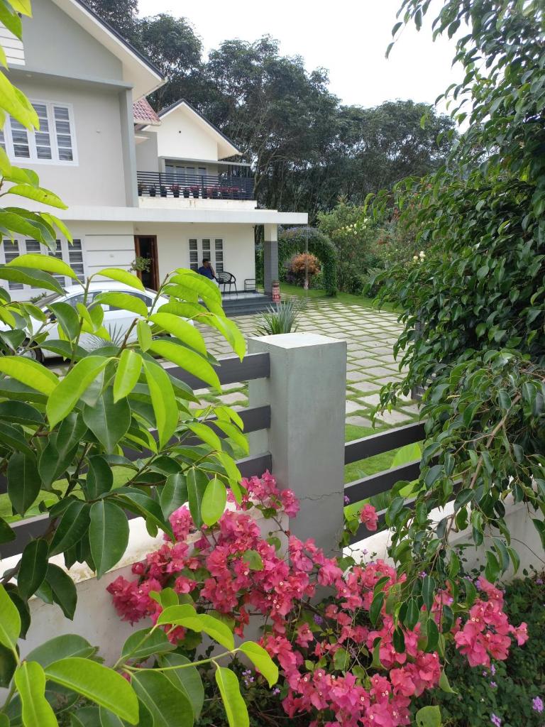 ShangriLa photo 3