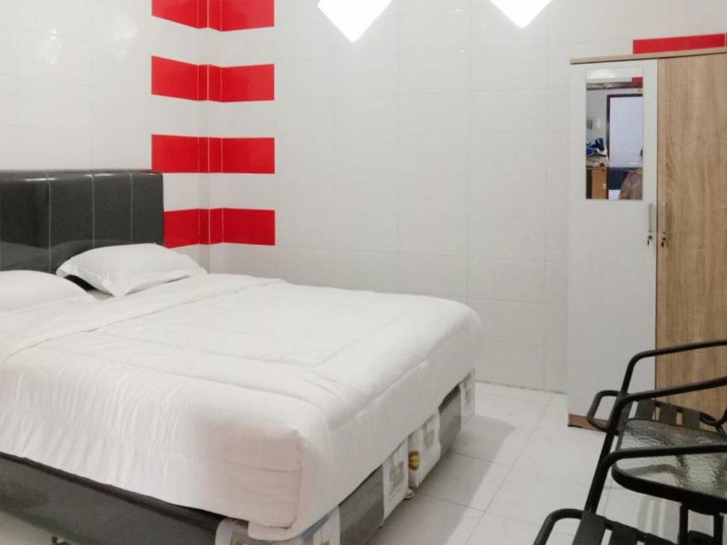 Hotel 889 Syariah Redpartner Banda Aceh photo 1