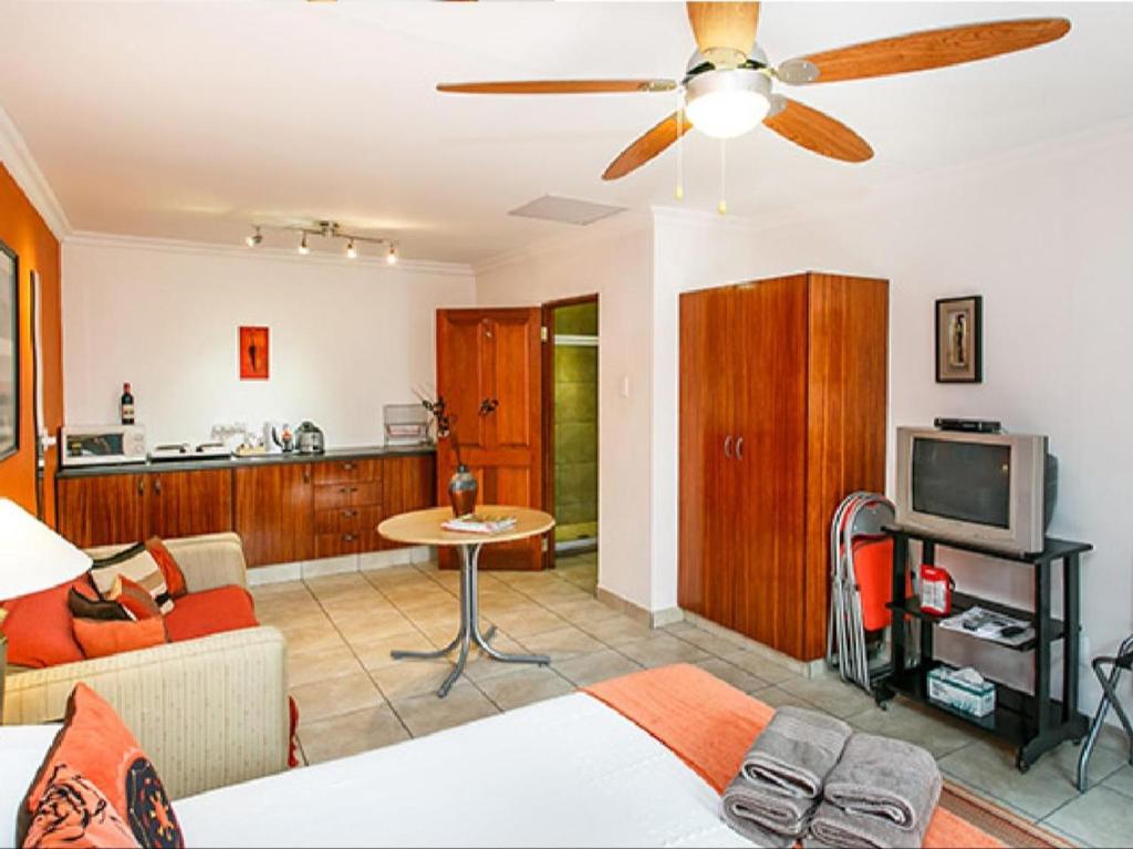 Gumtree Guest House photo 1