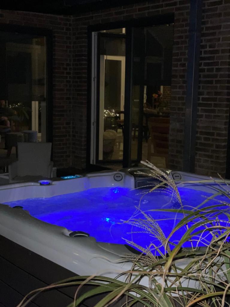 Luksus hus i 1st række, all-incl top komfort med SPA og skov photo 4