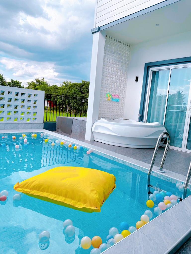 Good View Pool Villa Udonthani photo 3
