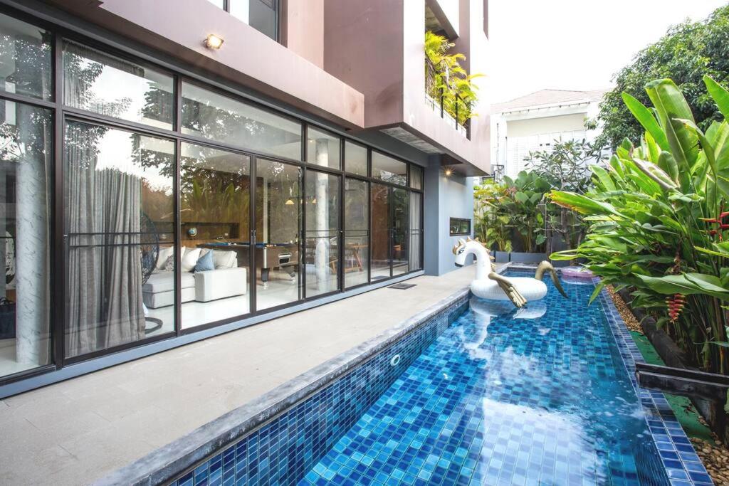 Bangkok Luxury Pool Villa Thonglor photo 4