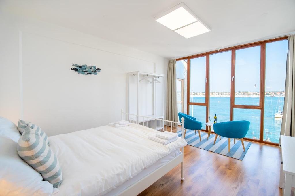 Umag center seafront seaview old town apartment 1 photo 4