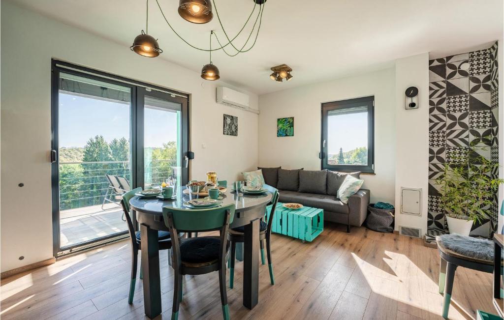 Cozy Home In Gornje Plavnice With Heated Swimming Pool photo 2