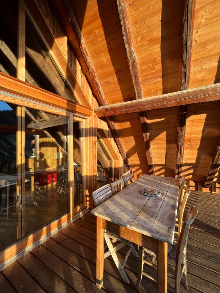 The Loft 3 minutes from Alpe dHuez Grand Domaine via Oz en Oisans photo 4