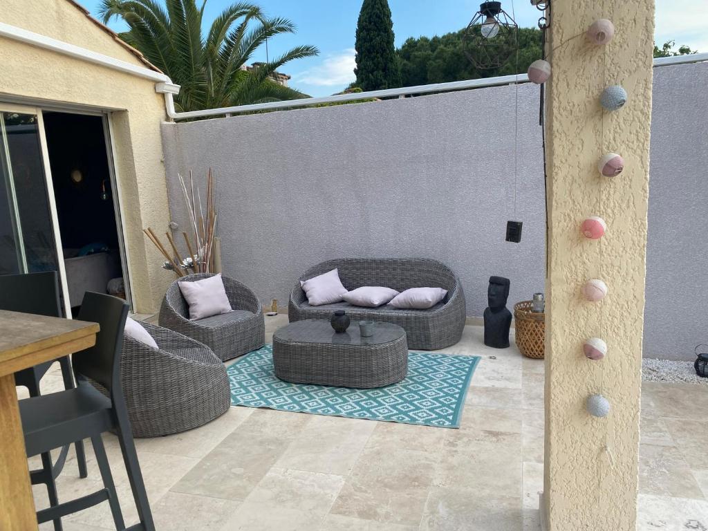Magnifique villa individuelle climatisée 4 chambres avec piscine 11 m 5m photo 3
