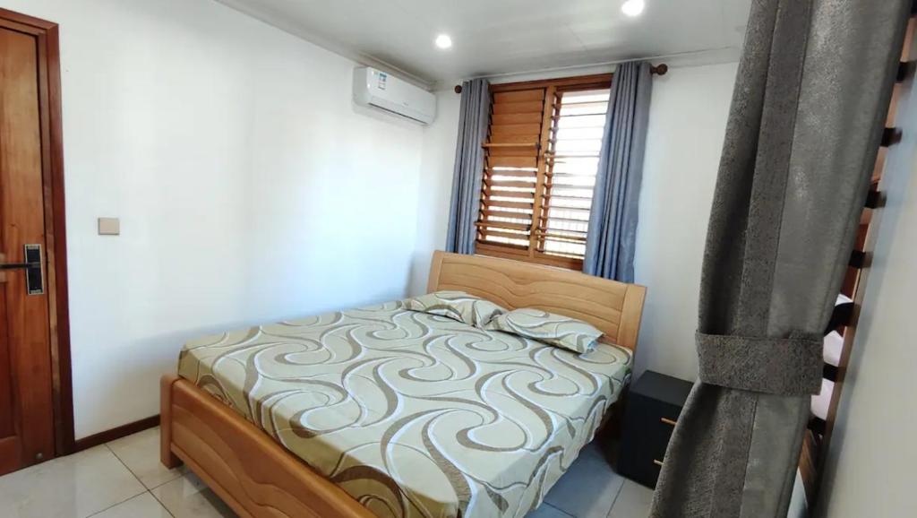 Modern Master bedroom A