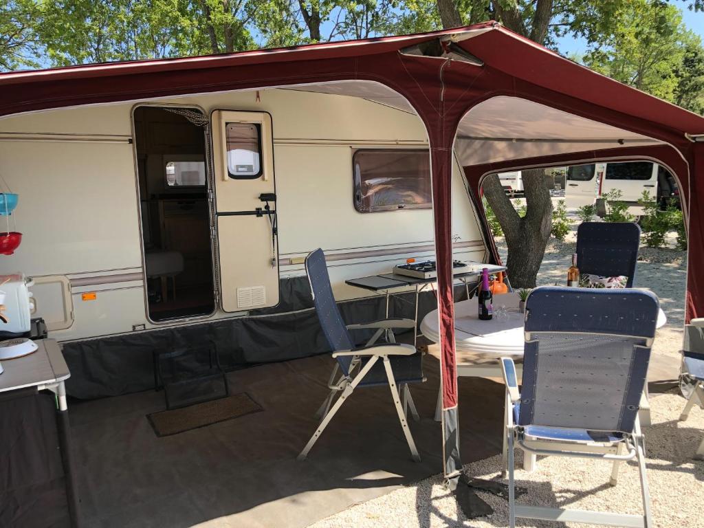 Elddis Caravan - Your Family Adventure Awaits photo 4
