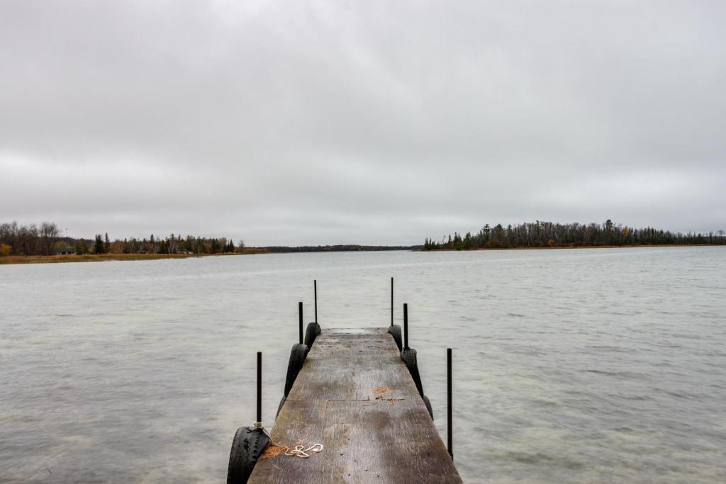 Rustic Bemidji Cabin with Boat and Lake Access! photo 4